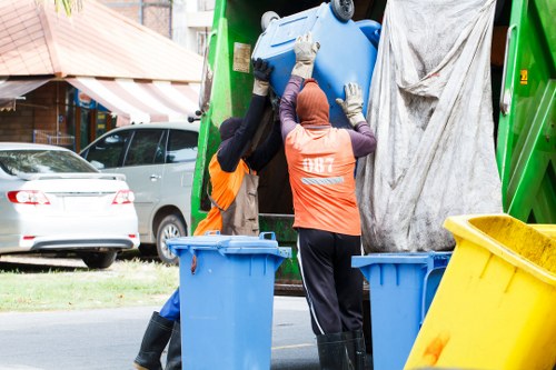 Efficient waste disposal during flat clearance